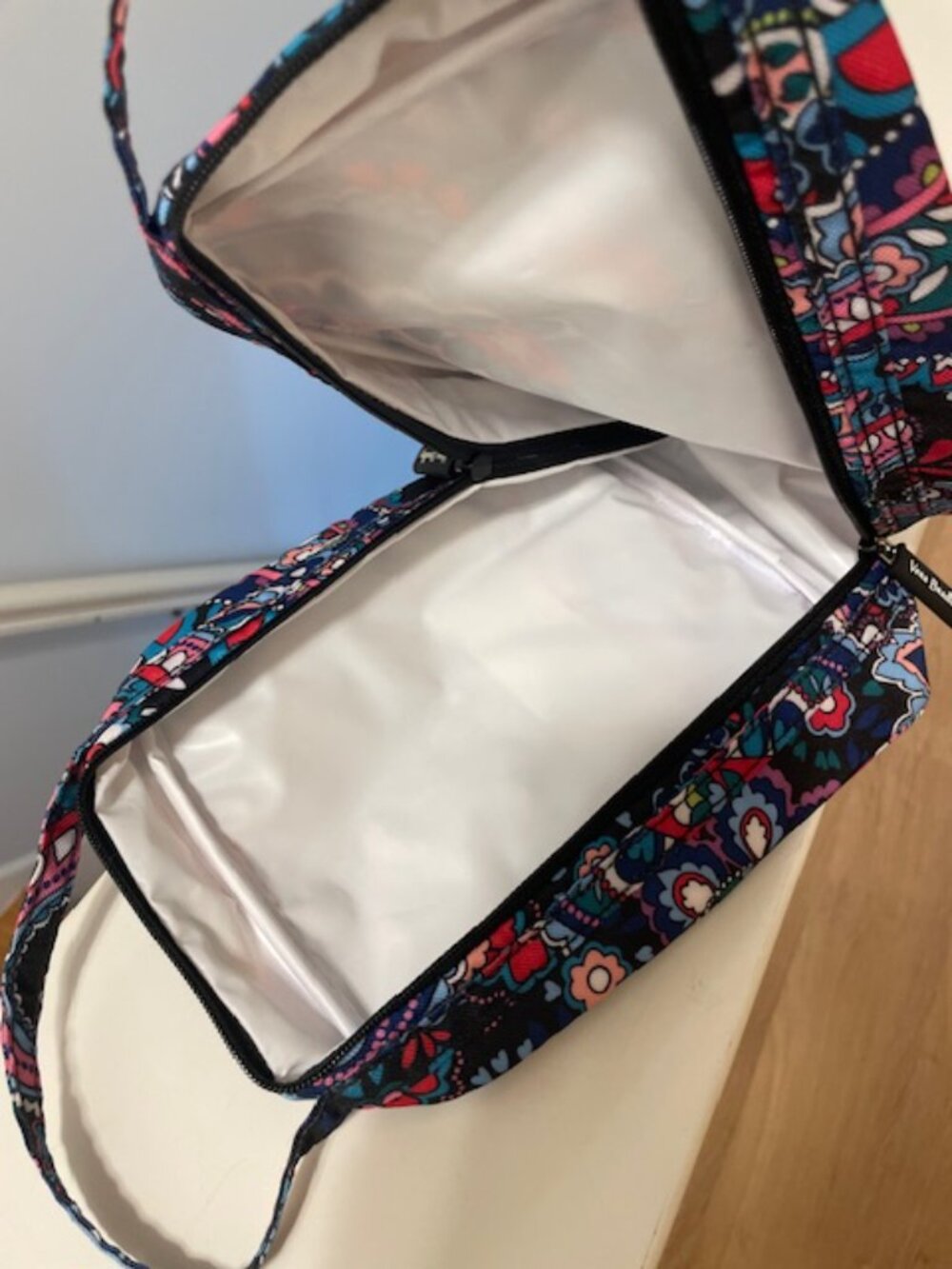 Vera Bradley Lighten Up Lunch Bag in Haymarket Paisley - Picture 4 of 5